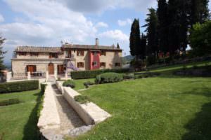 Agriturismo biologico con ristorante e maneggio nel Chianti